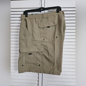 MENS ACTIVEWEAR SHORTS SIZE 40